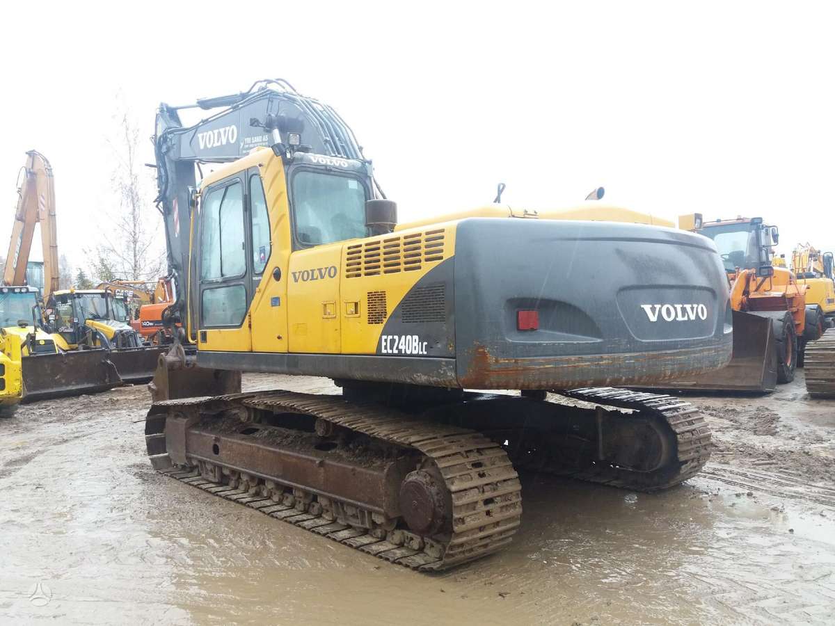 Volvo EC240 BLC, excavator
