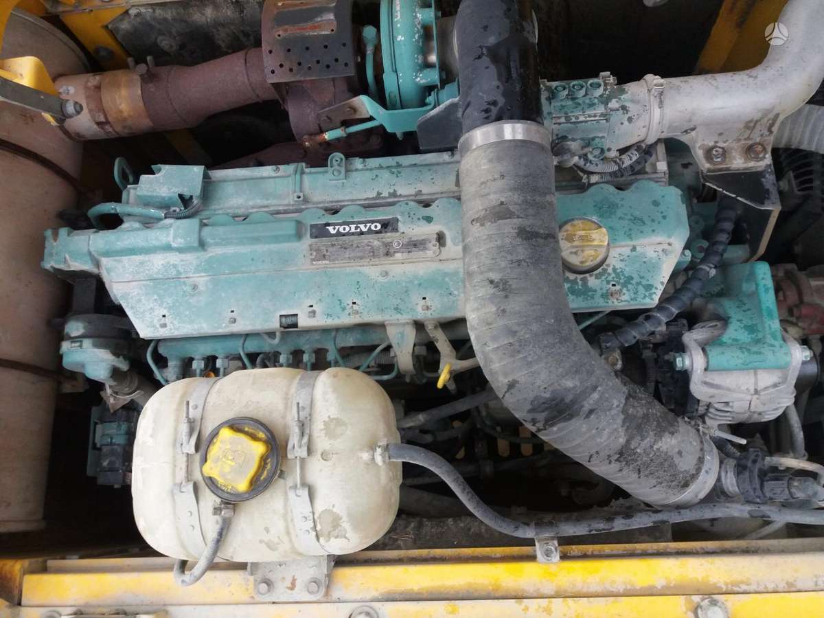 Volvo EC240 BLC, ekskavatoriai
