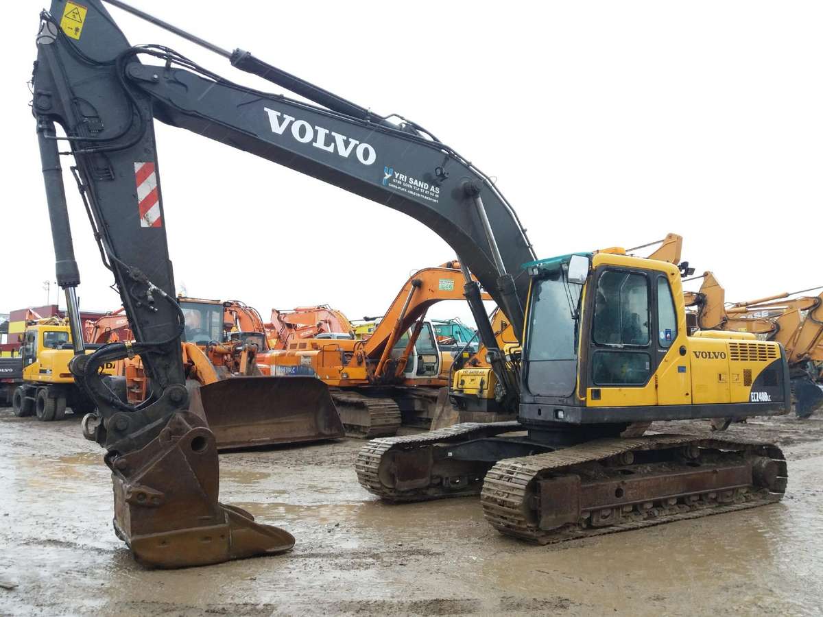 Volvo EC240 BLC, экскаваторы