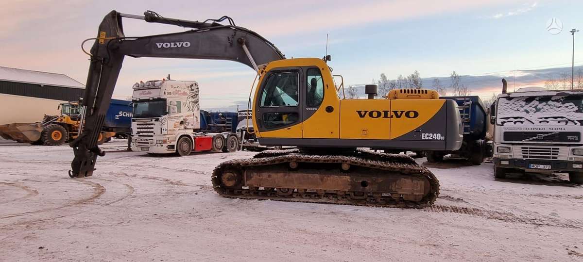 Volvo EC240 LC, экскаваторы
