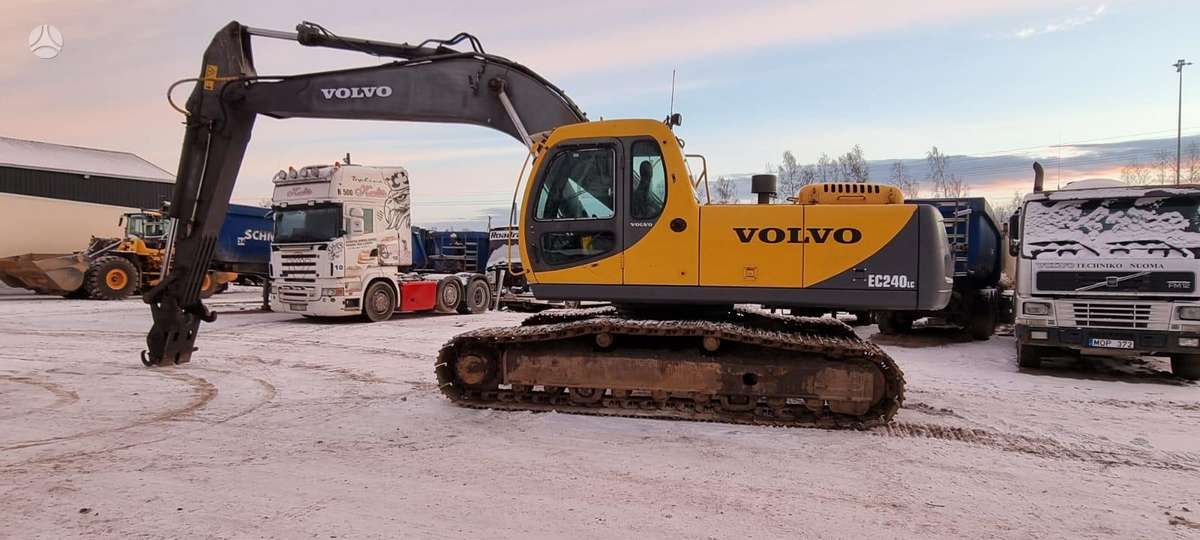 Volvo EC240 LC, excavator