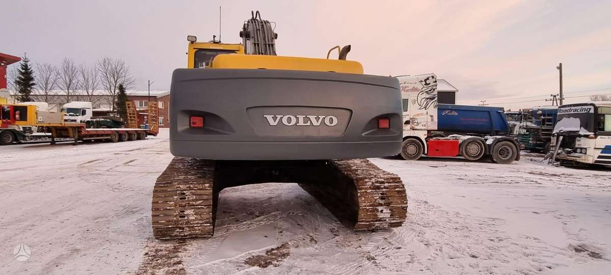Volvo EC240 LC, экскаваторы