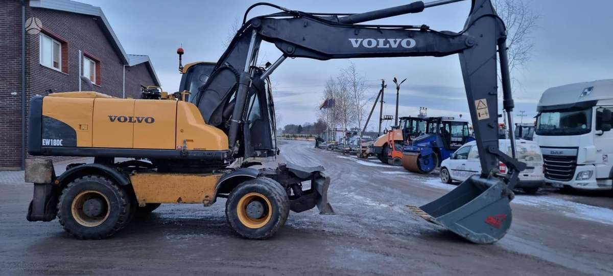 Volvo EW 180C II, экскаваторы