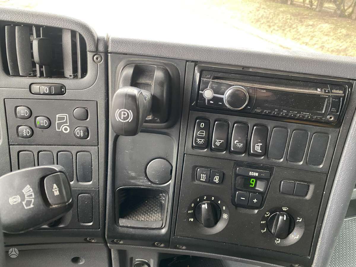 Scania R450, dropside with curtains