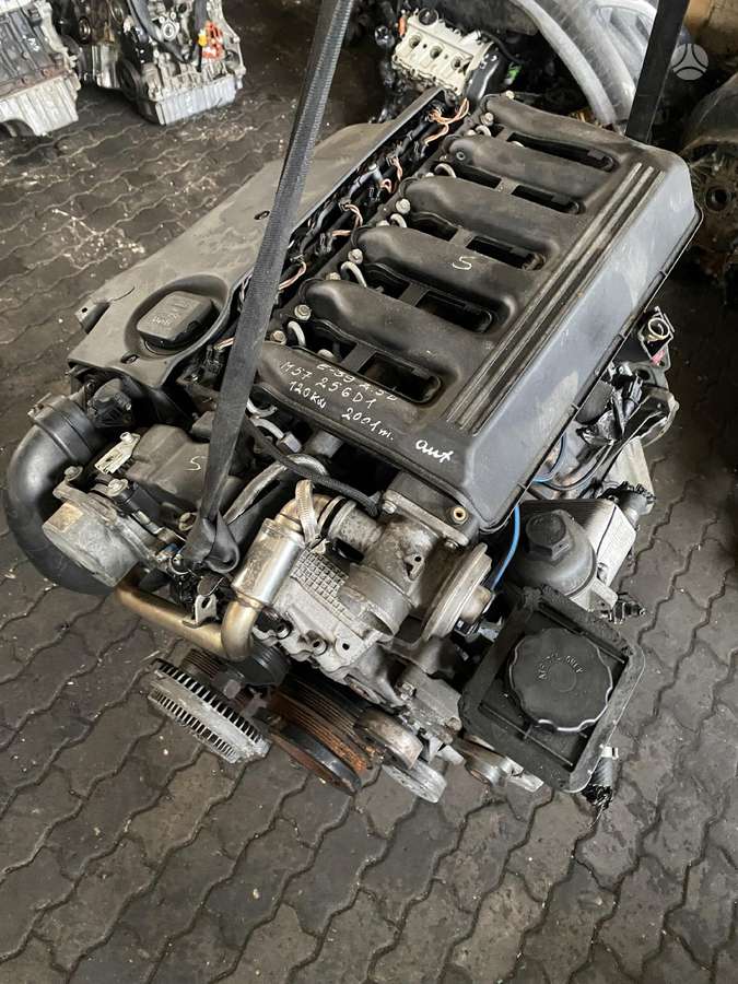 BMW 525, 256D1, engine