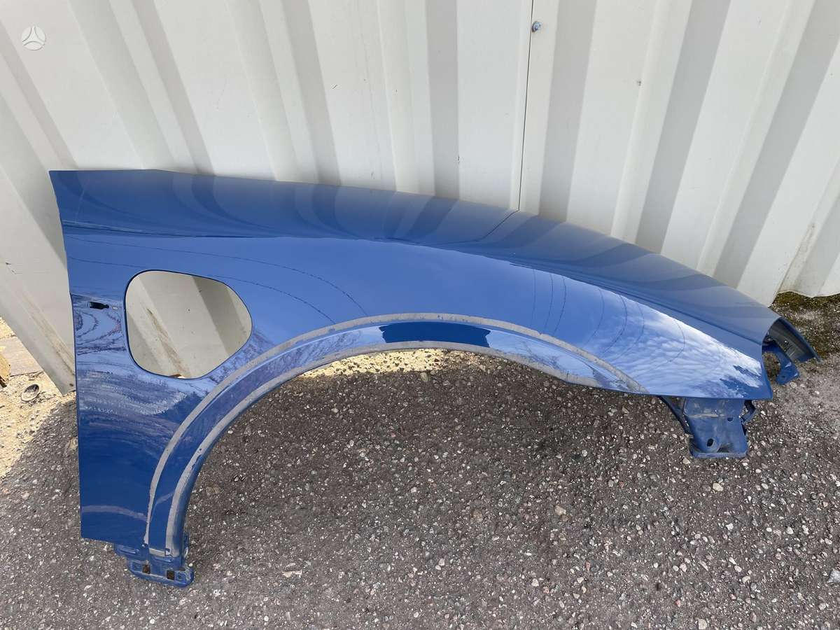 Porsche Taycan fenders