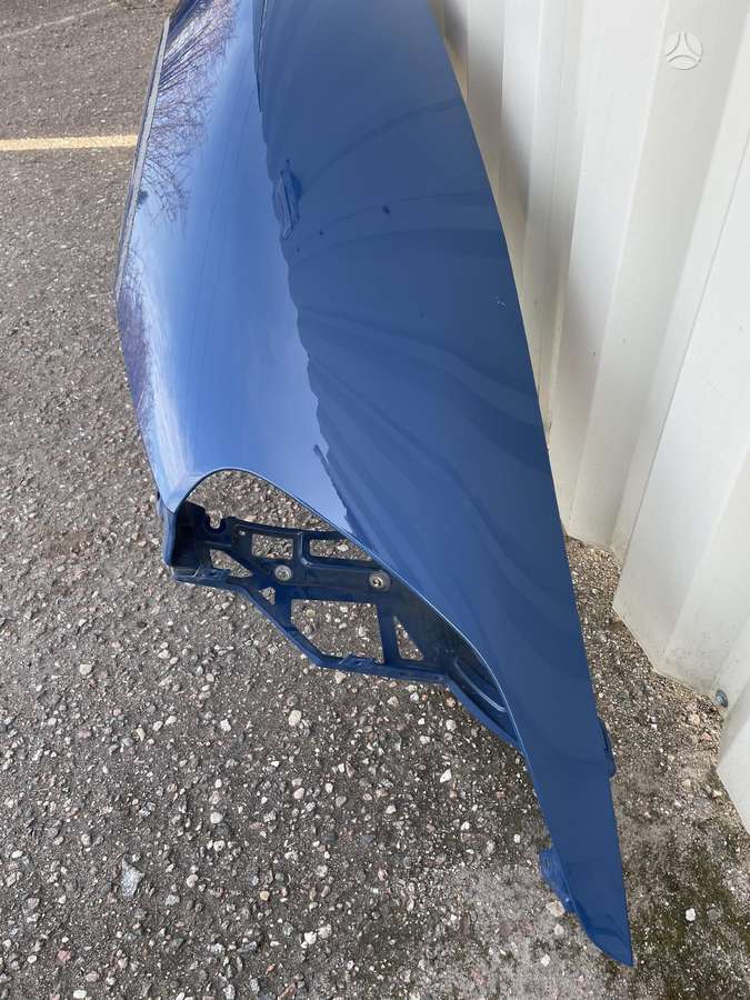 Porsche Taycan fenders