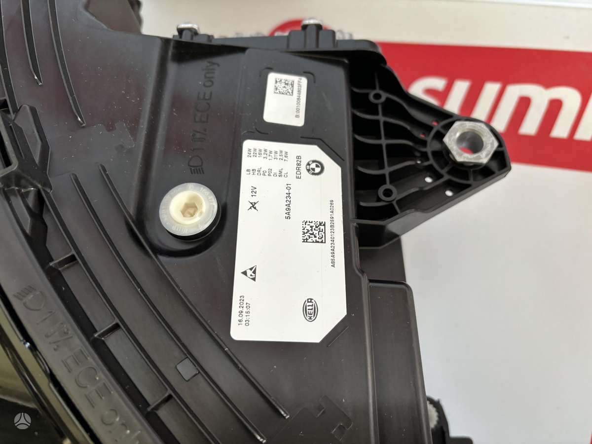BMW X1, 5a9a23401,5a5bd5502, фары