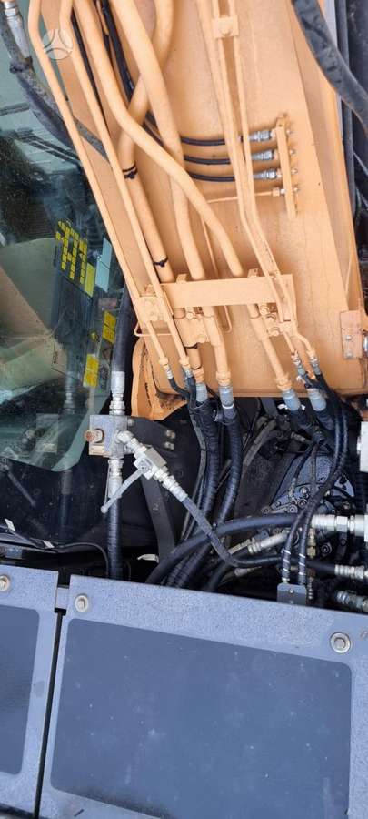 Case CX210 D, excavator