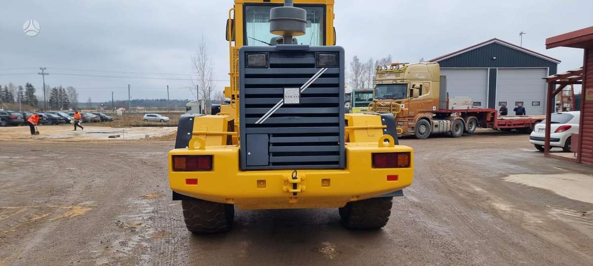 Volvo L90 B, фронтальные погрузчики