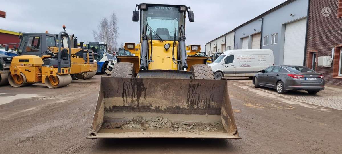 Volvo L90 B, frontal loader