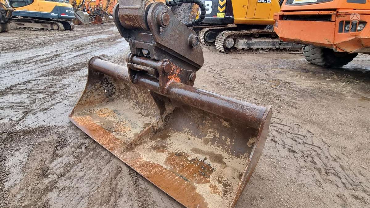 Case CX240B, excavator