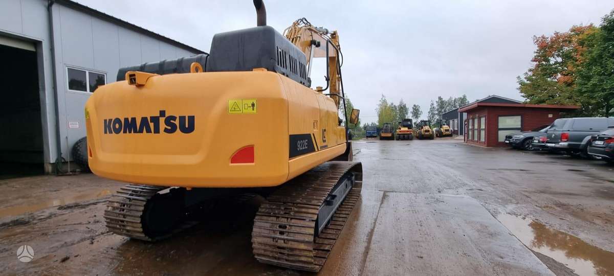Komatsu LIUGONG CLG 922E, ekskavatoriai