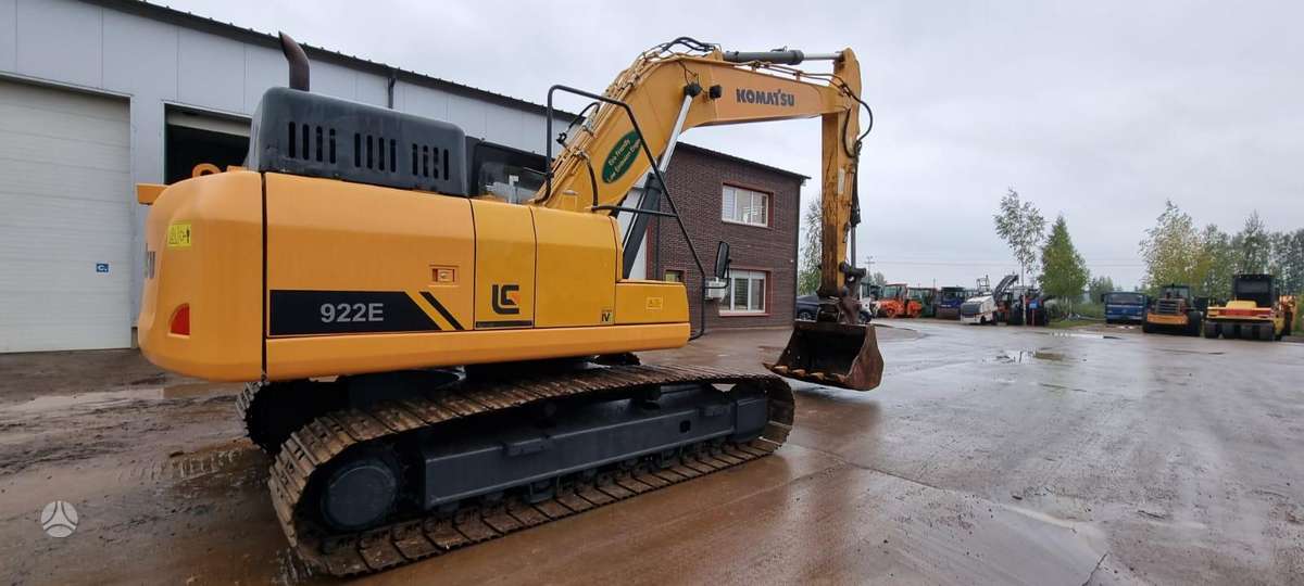 Komatsu LIUGONG CLG 922E, ekskavatoriai
