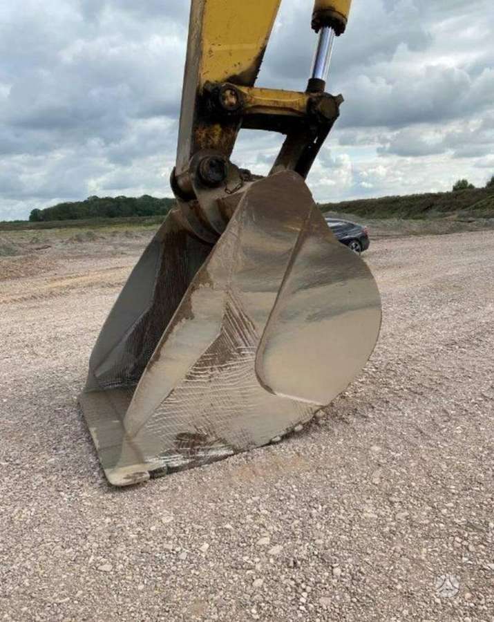 Komatsu PC 1000-1, ekskavatori