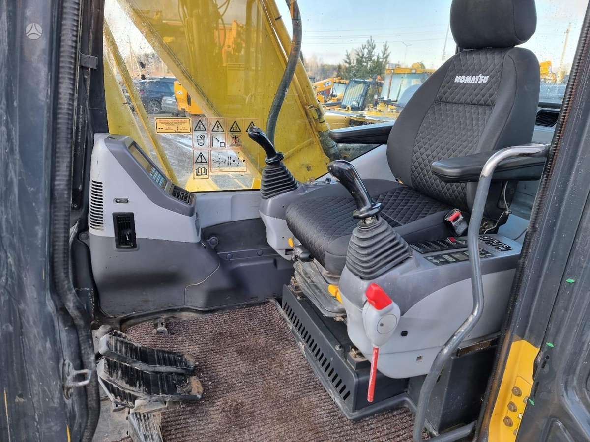 Komatsu PC180LC-7, экскаваторы