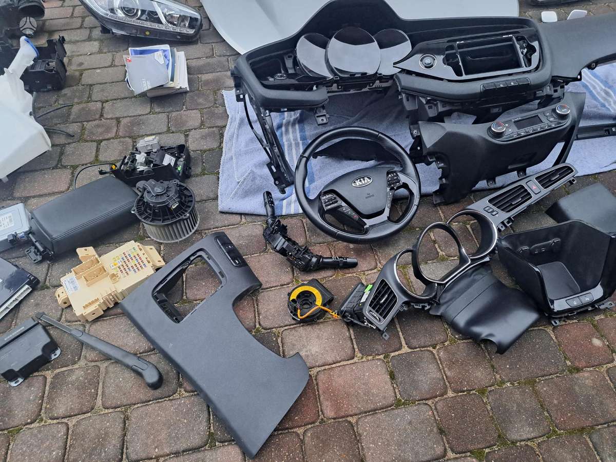 Kia Ceed radiatora režģis