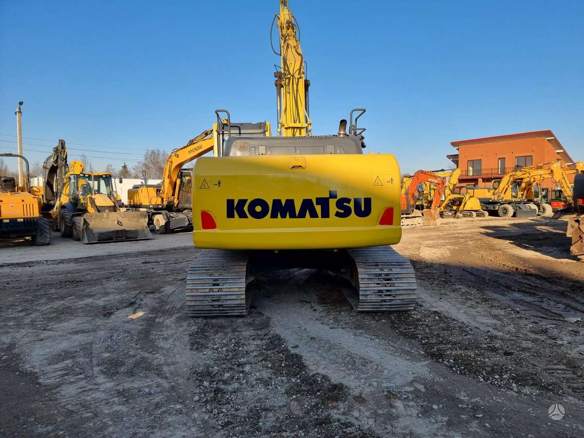 Komatsu PC210LC-8, ekskavatori