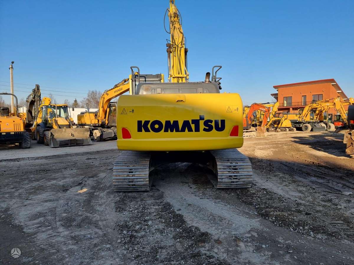 Komatsu PC210LC-8, excavator