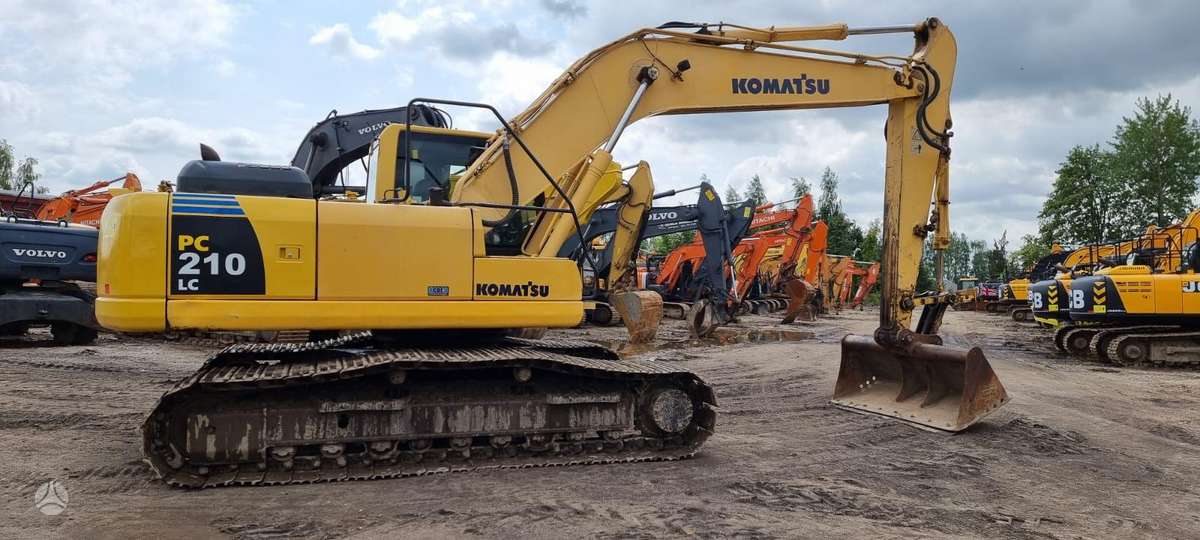 Komatsu PC210LC-8, экскаваторы