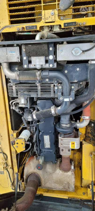Komatsu PC210LC-8, экскаваторы
