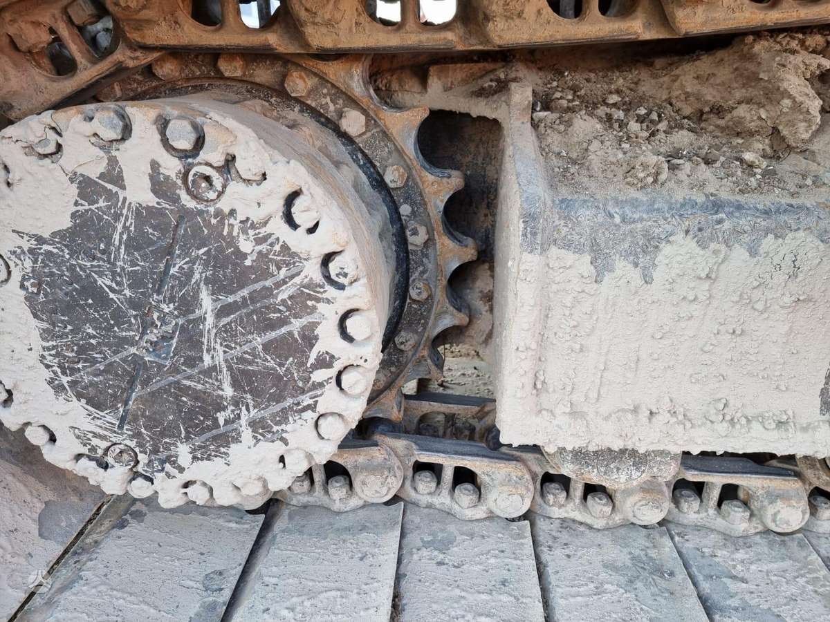 Komatsu PC210LC-8, экскаваторы