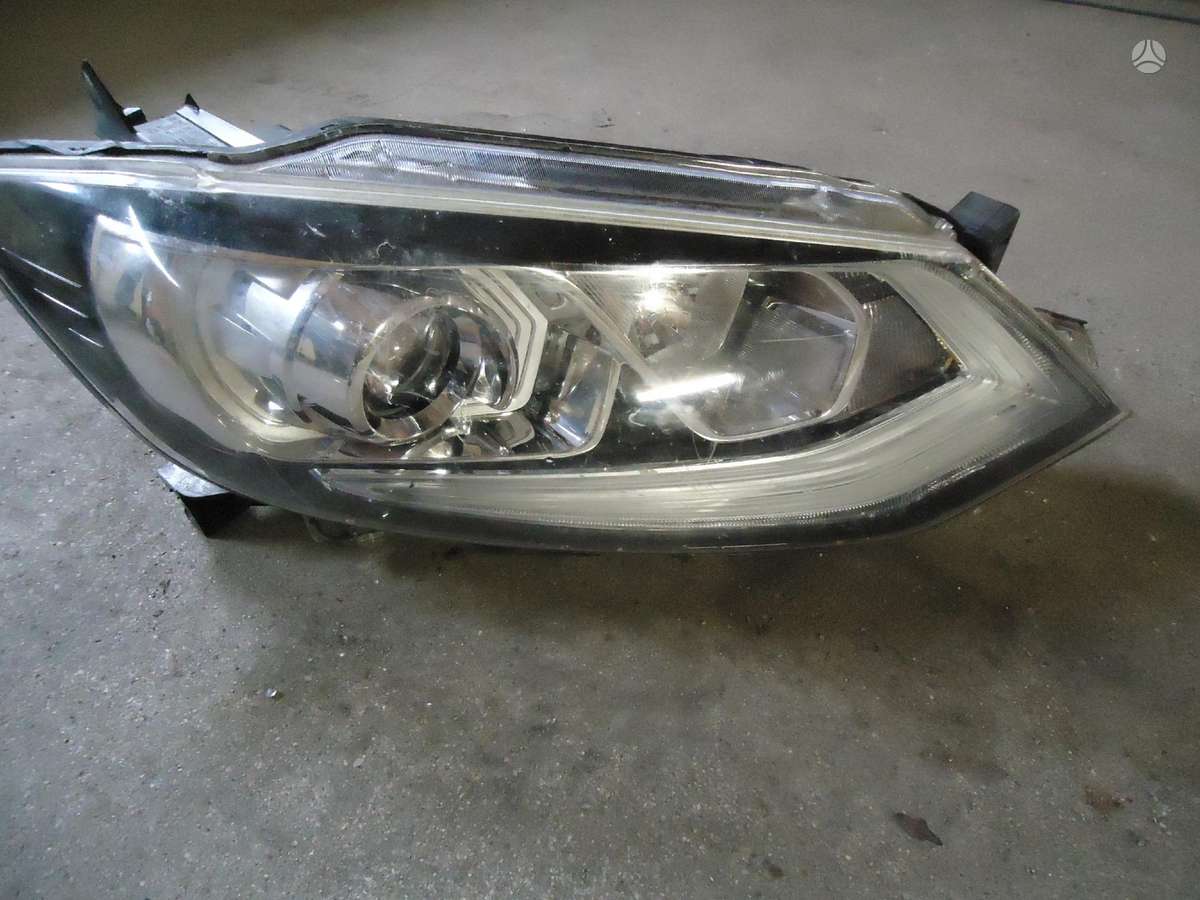 Nissan Qashqai фары