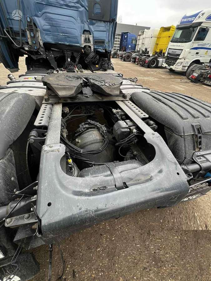 Scania S450, semi-trailer trucks