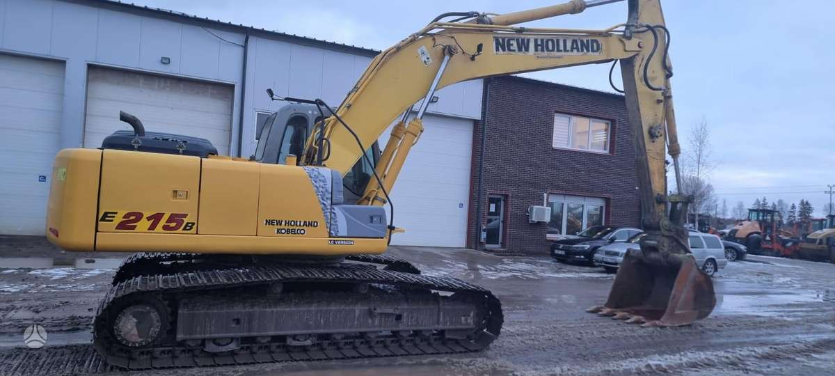 New Holland 215B, ekskavatoriai