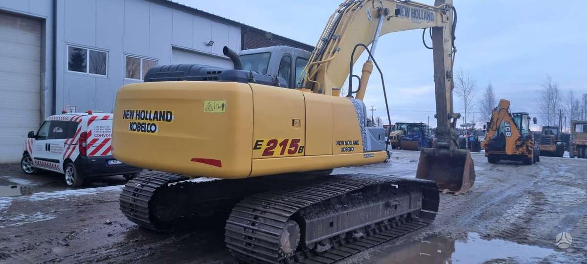 New Holland 215B, экскаваторы