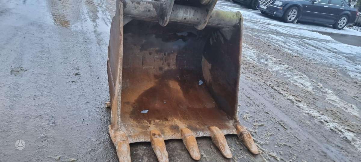 New Holland 215B, экскаваторы