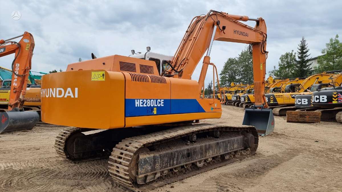 Hyundai Halla HE280LC, ekskavatoriai