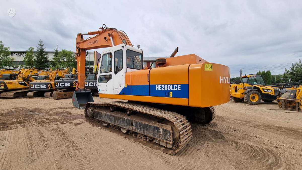 Hyundai Halla HE280LC, ekskavatoriai