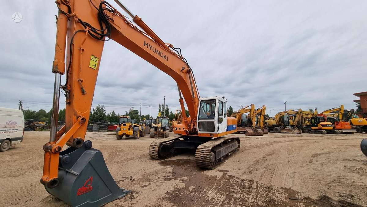 Hyundai Halla HE280LC, ekskavatoriai