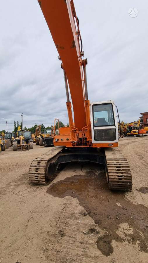 Hyundai Halla HE280LC, ekskavatoriai