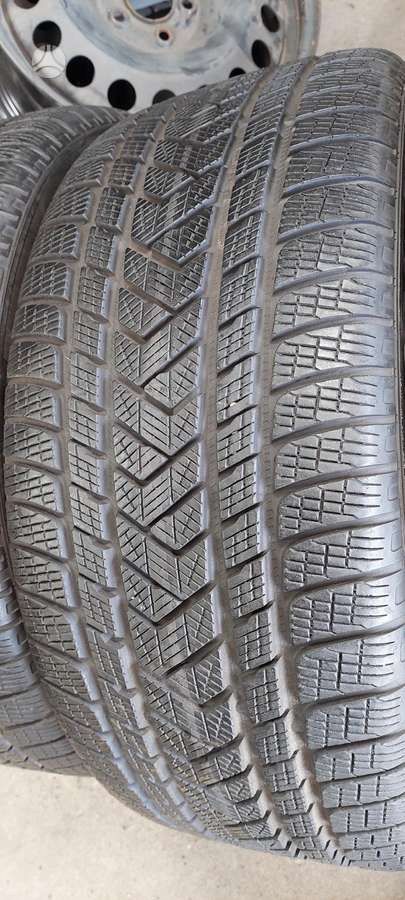 Pirelli, зимние 275/40 R21