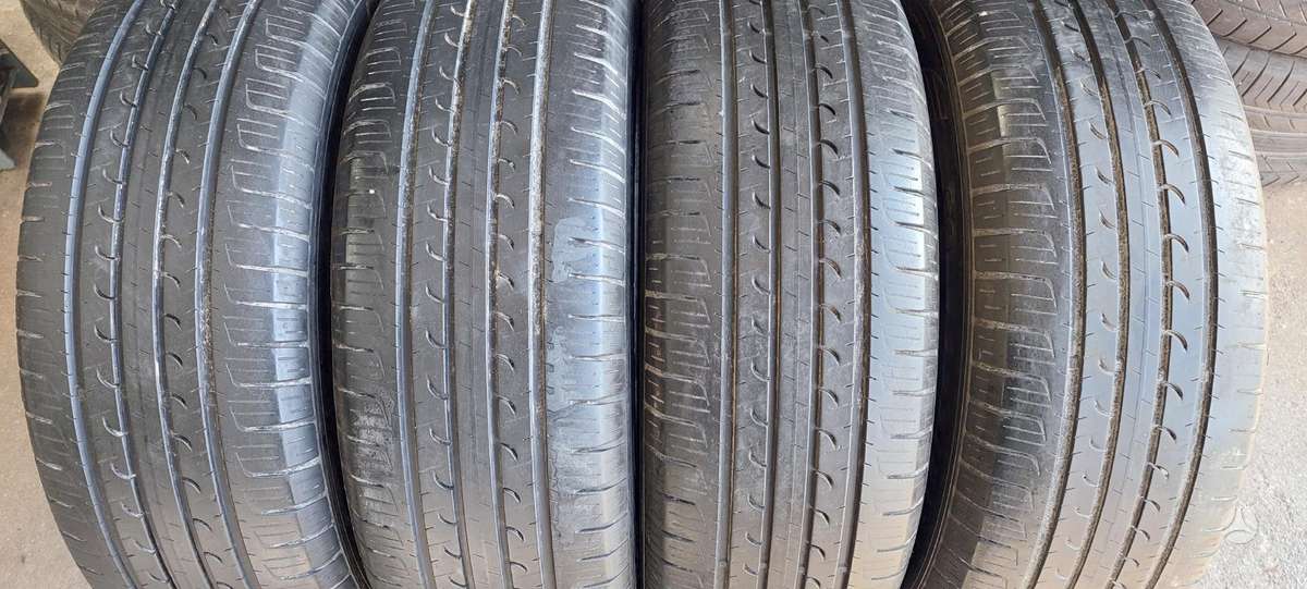 Goodyear, vasarinės 215/60 R17