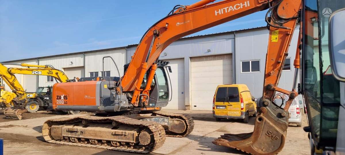 Hitachi ZX280 LC-3, ekskavatoriai