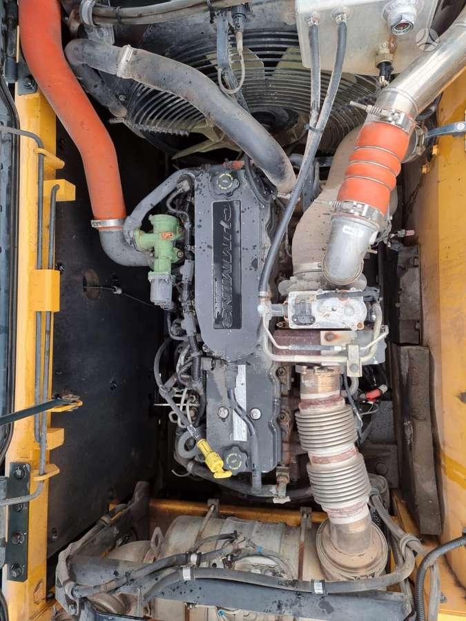 Hyundai HX300L, excavator