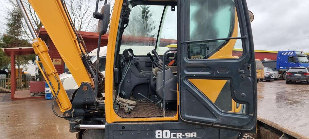 Hyundai R80 CR – 9A, ekskavatoriai