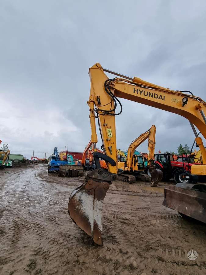 Hyundai Robex 140W-7A, экскаваторы