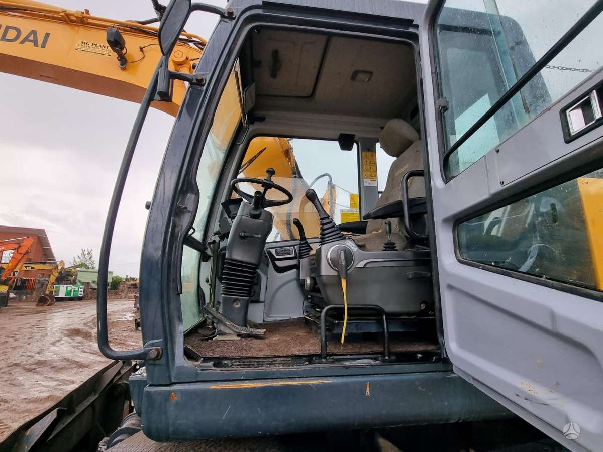 Hyundai Robex 140W-7A, экскаваторы