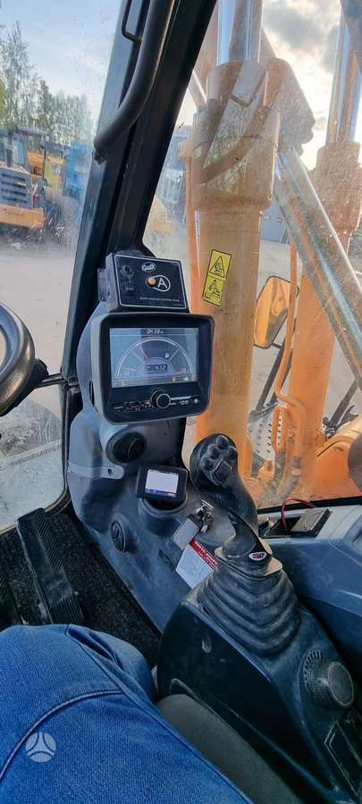 Hyundai Robex 140W-9, экскаваторы