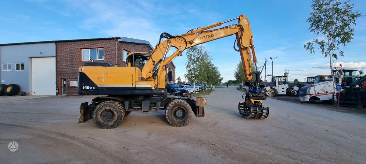 Hyundai Robex 140W-9, экскаваторы