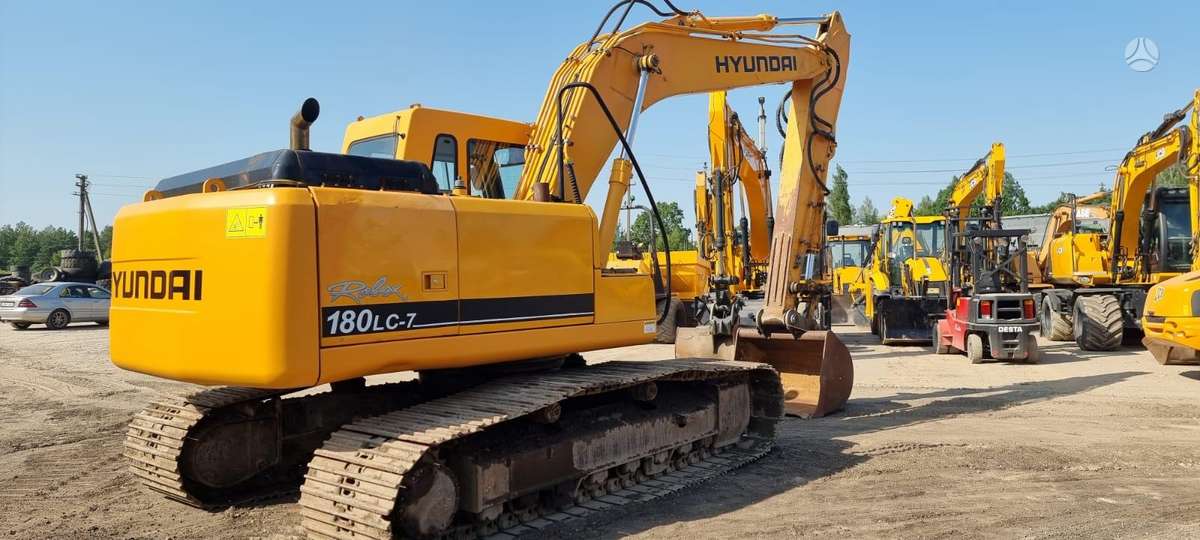 Hyundai Robex 180LC-7, ekskavatoriai