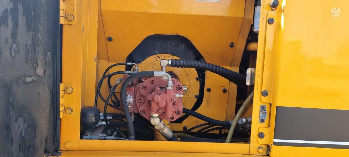 Hyundai Robex 180LC-7, экскаваторы