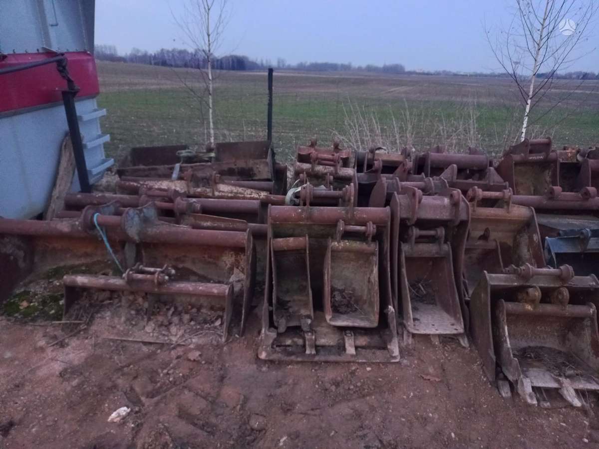 JCB 35-7, ковши