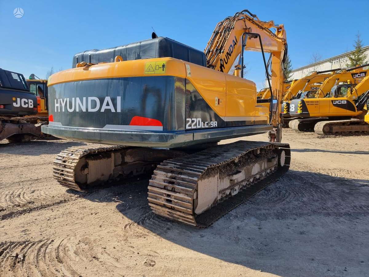 Hyundai Robex 220LC-9A, экскаваторы