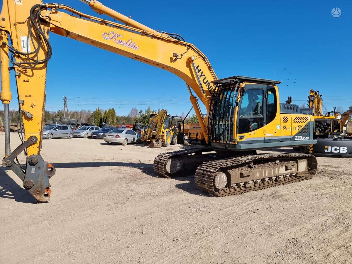 Hyundai Robex 220LC-9A, экскаваторы