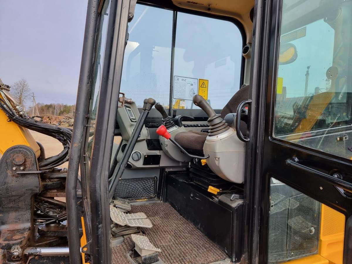 JCB 85Z-1, mini excavator